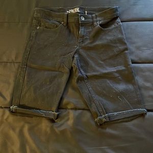 Hot topic cut off skinny shorts